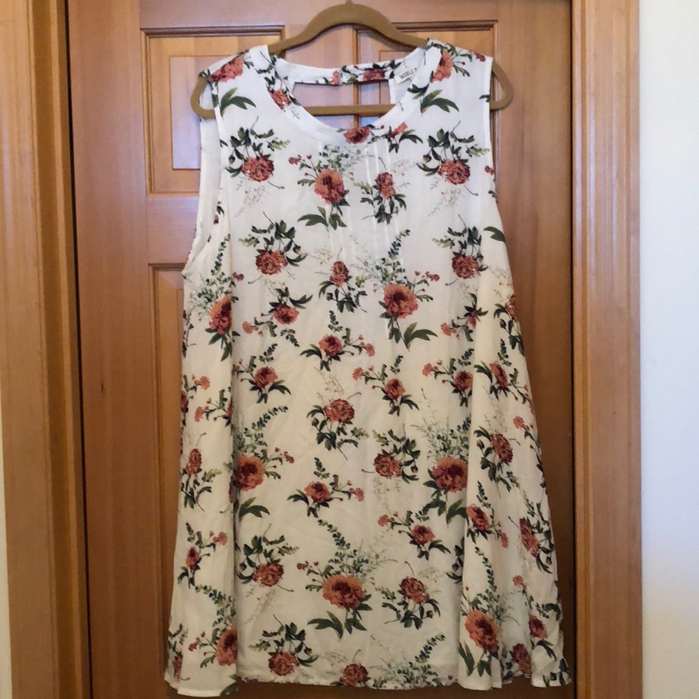 NWT Dress Plus size Floral